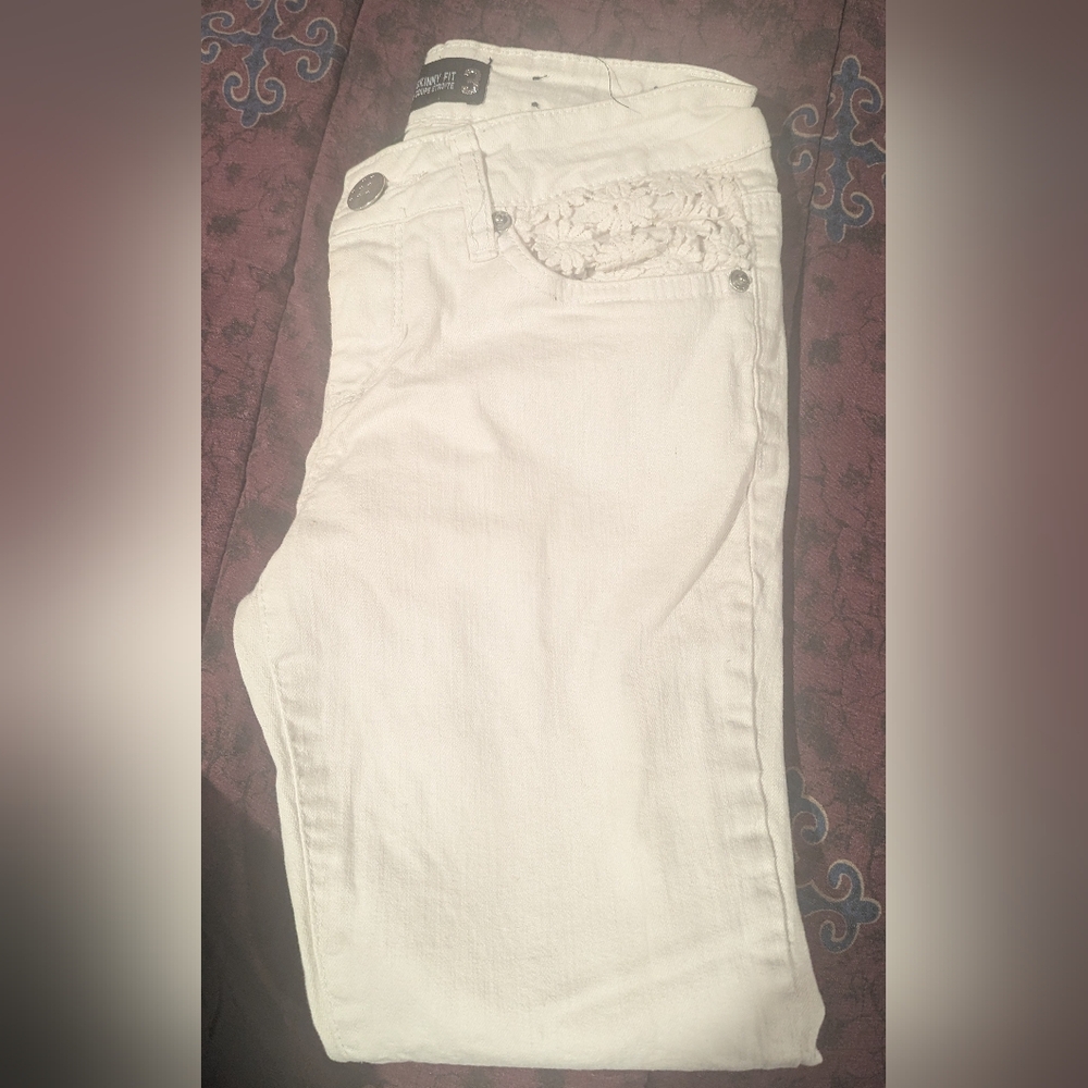 Low Rise White London Jeans 👖